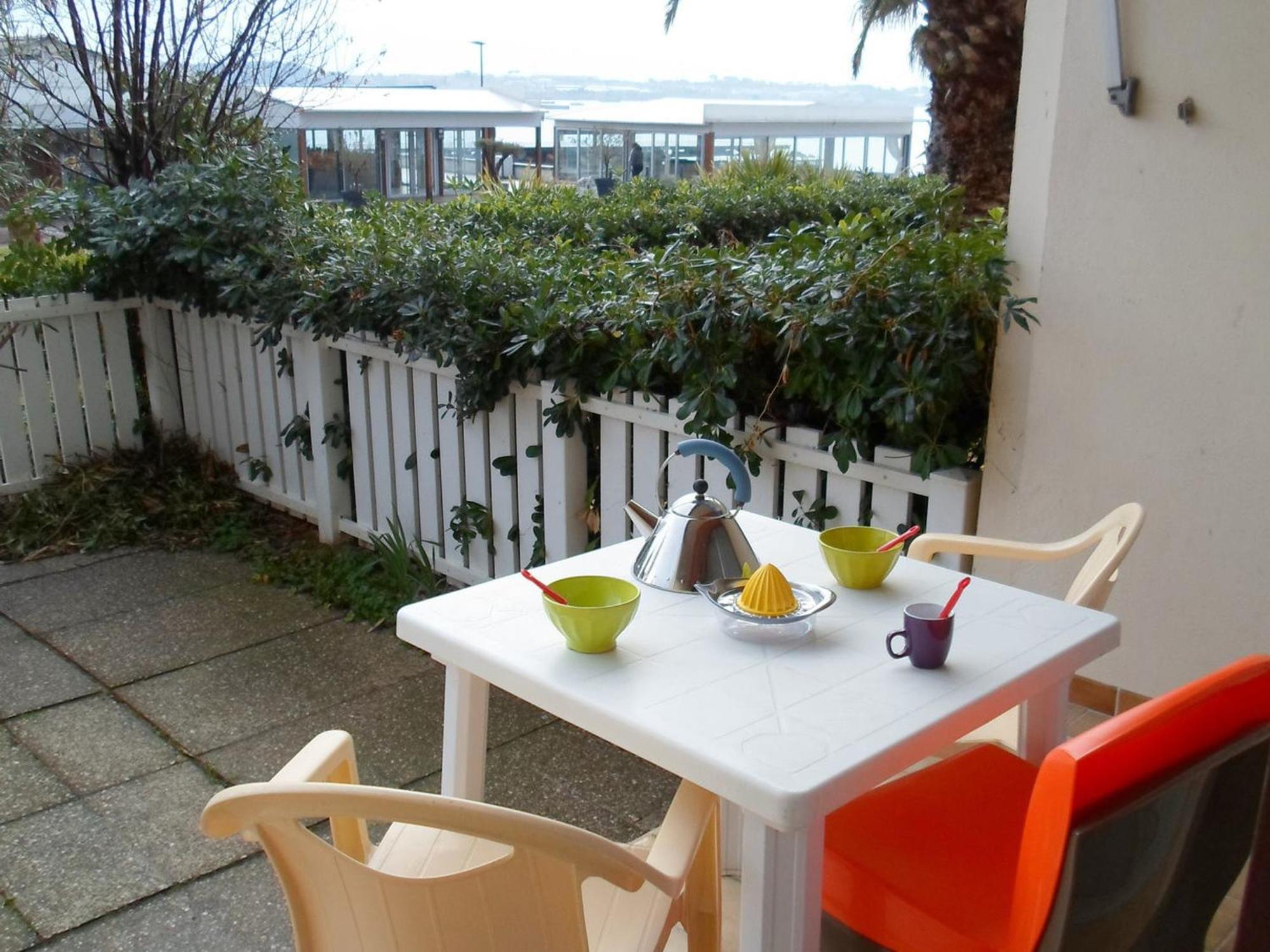 Appartement Avec Terrasse, Climatisation Et Animaux Admis, Proche Des Thermes - Fr-1-503-38 Баларюк-ле-Бен Екстериор снимка